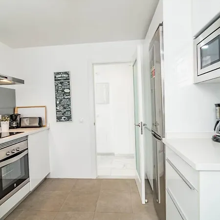 Captivating 2 Bedroom In Popular Nueva Andalucia Close To Centro Plaza Marbellac